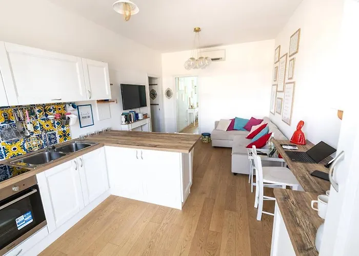 Cozy Soderini 25